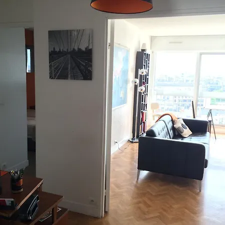Paris, Belle Vue, Balcons בית אירוח *